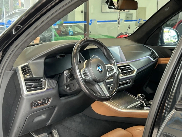 Thumbnail 10